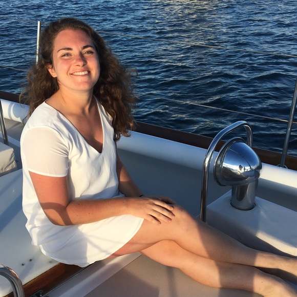 Meet your Posher, Sarah - Picture 5 of 5